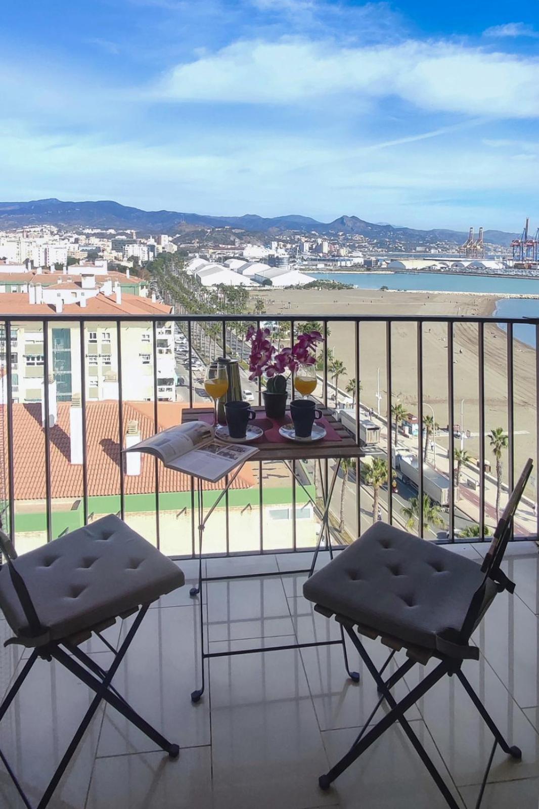 Apartamento Mirador Del Mediterraneo Malaga Exterior photo